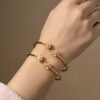 Floral-Design-AD-Silver-Stone-hand