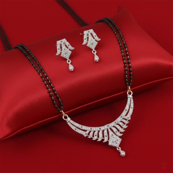 Stylish Traditional AD Stone Jewellery Set