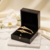 elegant-bangle-gift